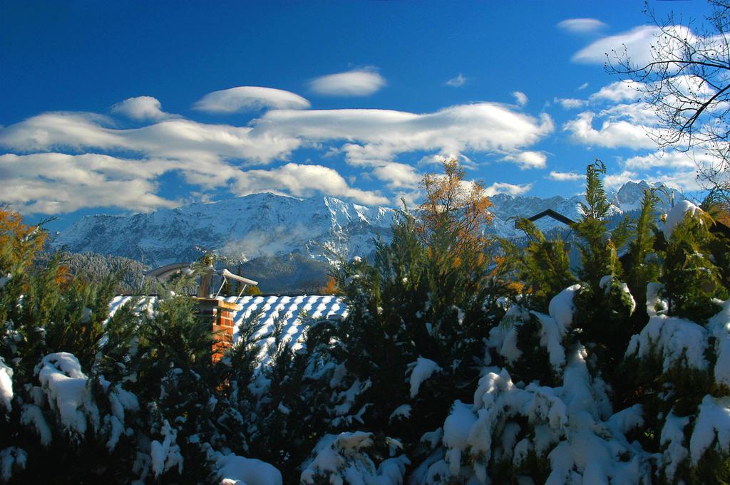 Ferienwohnung Landhaus Alpenblick Garmisch-Partenkirchen Zimmer foto