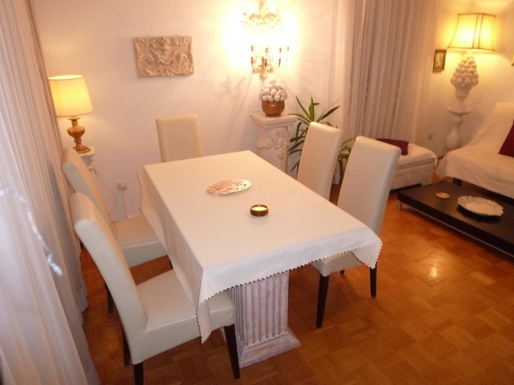 Ferienwohnung Landhaus Alpenblick Garmisch-Partenkirchen Zimmer foto